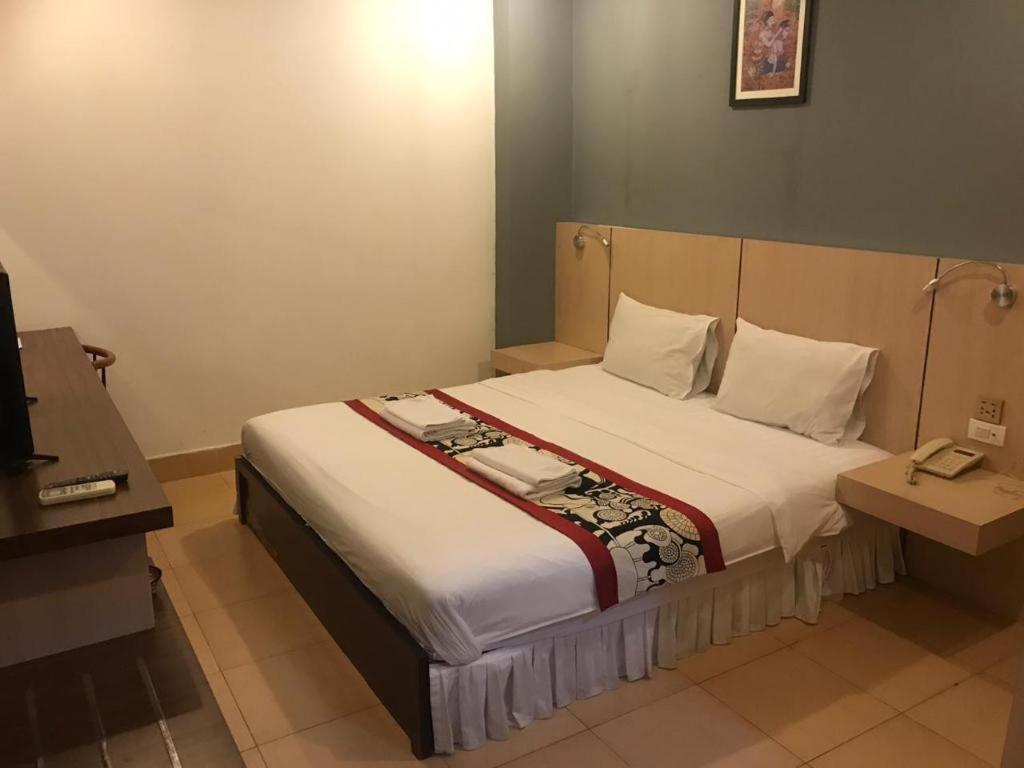 New Usouk Boutique Hotel Vientiane Extérieur photo