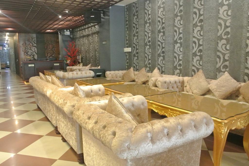 New Usouk Boutique Hotel Vientiane Extérieur photo